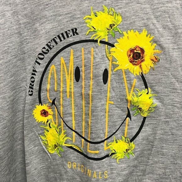 Smiley X Unique Vintage Grow Together Crop Graphic Tee - Picture 4 of 10
